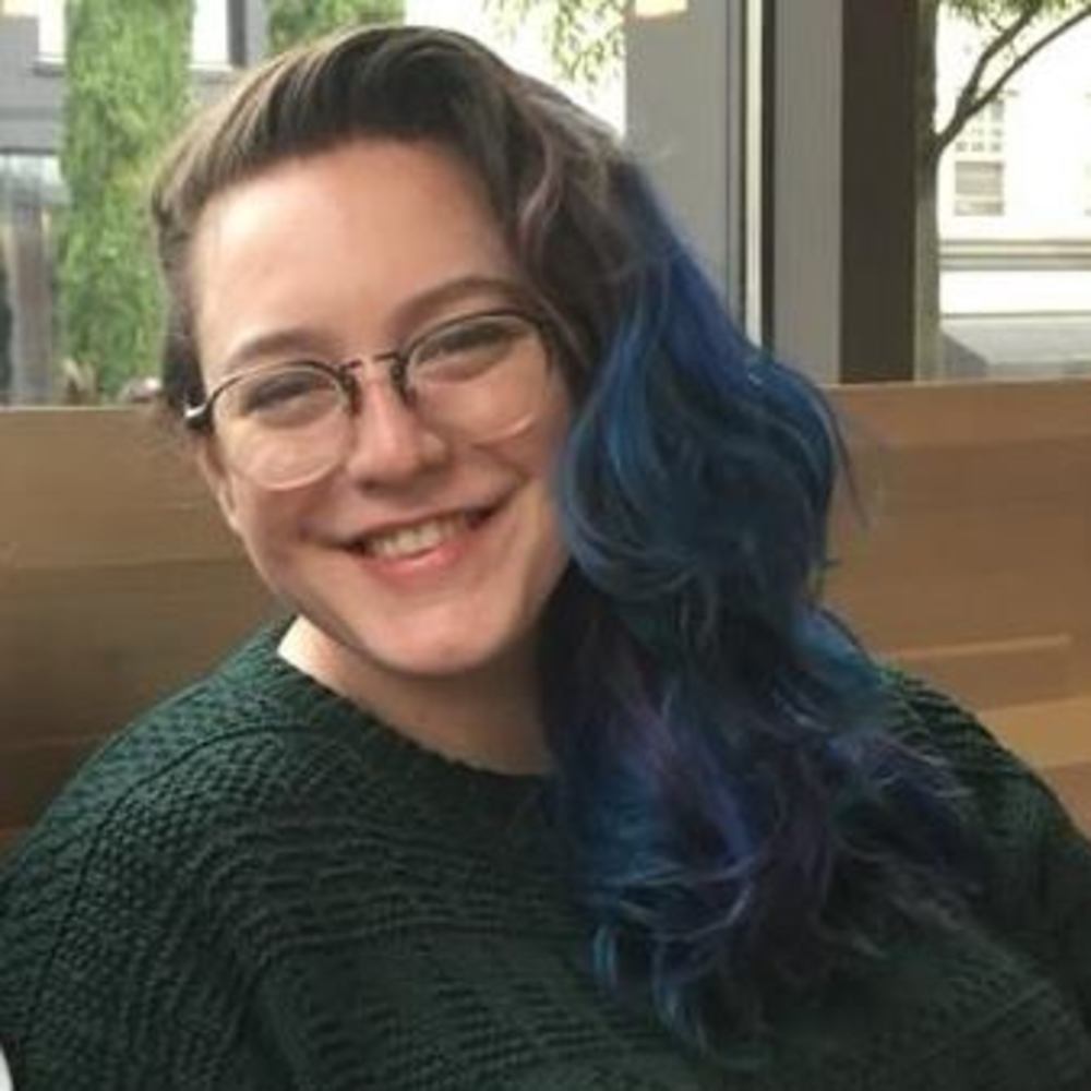 Meet your Posher, Lauren